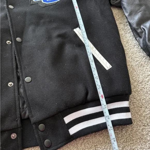 Men’s Varsity Jacket - Picture 8 of 9